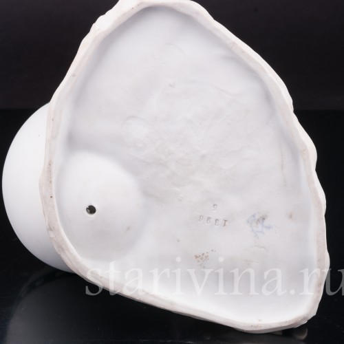 Фарфоровая композиция Пара, кормящая кроликов, Muller & Co, Германия, 1907-52 гг.