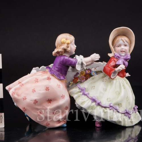 Ну-ка, догони! Играющие девочки, E. A. Muller, Германия