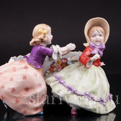 Ну-ка, догони! Играющие девочки, E. A. Muller, Германия