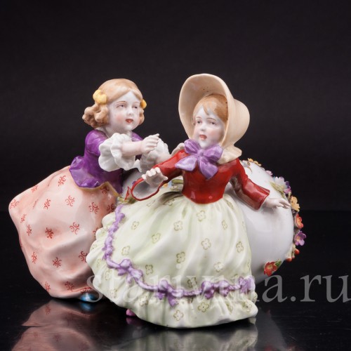 Ну-ка, догони! Играющие девочки, E. A. Muller, Германия