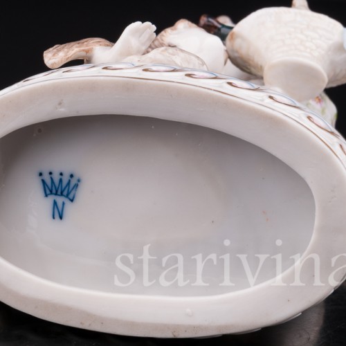 Композиция из фарфора Красная шапочка и волк, Ernst Bohne Sohne, Германия, 1901-37 гг.