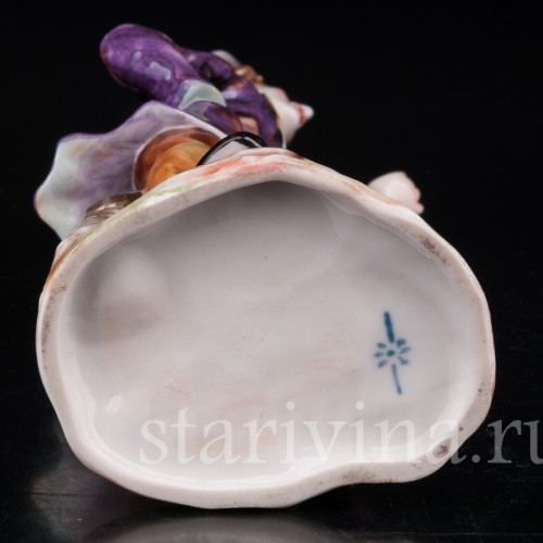 Статуэтка из фарфора Курильщик, Volkstedt, Германия, кон. 19 в.