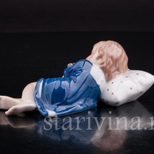 Фигурка из фарфора Спящая девочка с мишкой, Royal Copenhagen, Дания, 1999-2004 гг.
