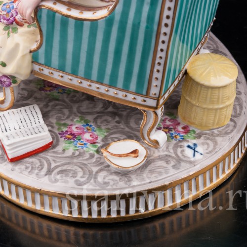 Фарфоровая статуэтка Спящая, Porcelaine de Paris, Франция, 19 в.