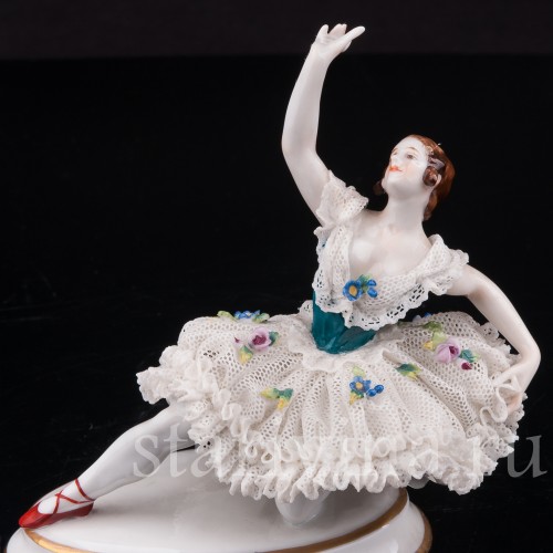 Фарфоровая статуэтка Балерина, миниатюра, кружевная, Volkstedt, Германия, до 1935 г.