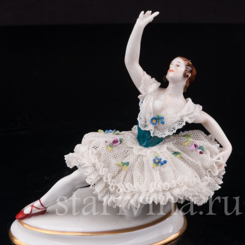 Фарфоровая статуэтка Балерина, миниатюра, кружевная, Volkstedt, Германия, до 1935 г.