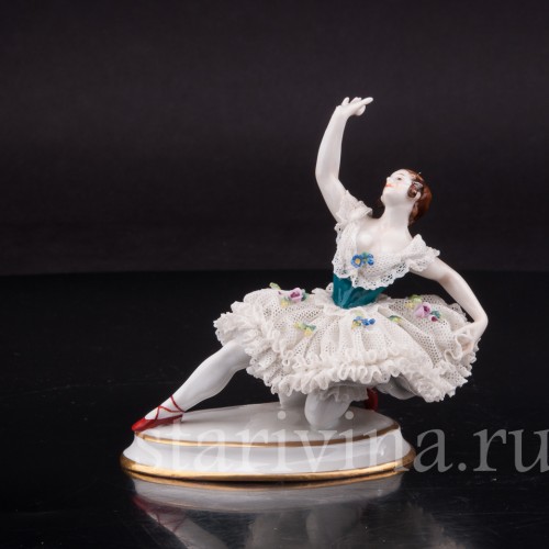Фарфоровая статуэтка Балерина, миниатюра, кружевная, Volkstedt, Германия, до 1935 г.