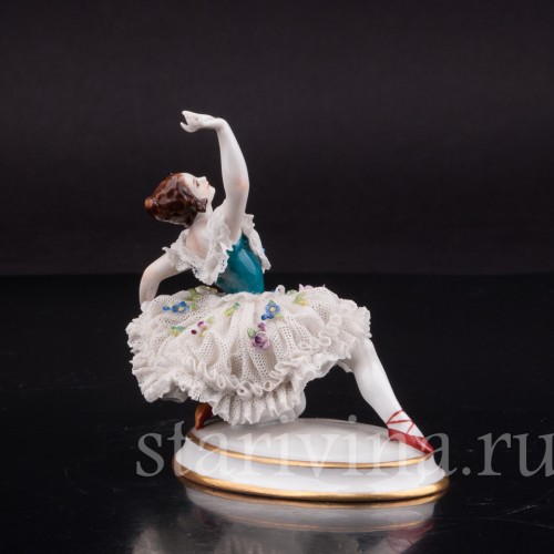 Фарфоровая статуэтка Балерина, миниатюра, кружевная, Volkstedt, Германия, до 1935 г.