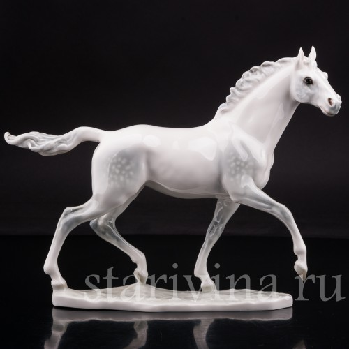 Фарфоровая статуэтка Белая лошадь, Hutschenreuther, Германия, 1970 гг.