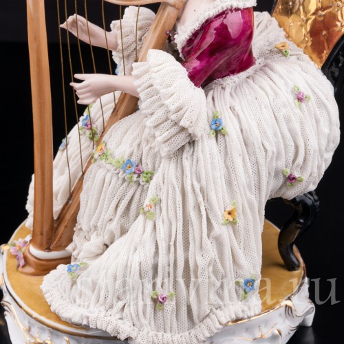 Фарфоровая композиция Дама с арфой, кружевная, E. A. Muller, Германия, кон. 19 - нач. 20 вв.