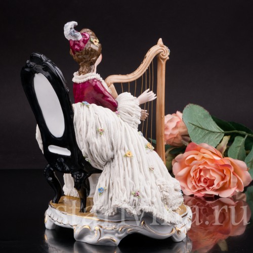Фарфоровая композиция Дама с арфой, кружевная, E. A. Muller, Германия, кон. 19 - нач. 20 вв.