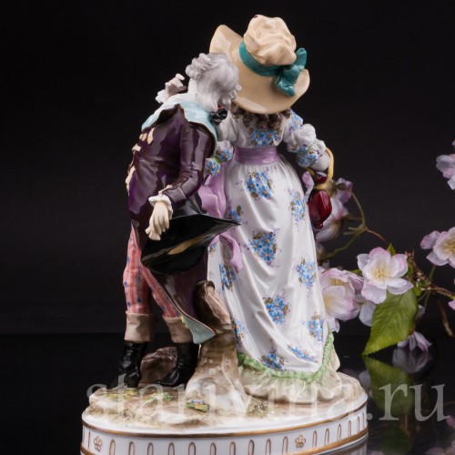 Статуэтка из фарфора Галантная пара, Дрезден, Германия, кон. 19 - нач. 20 вв.