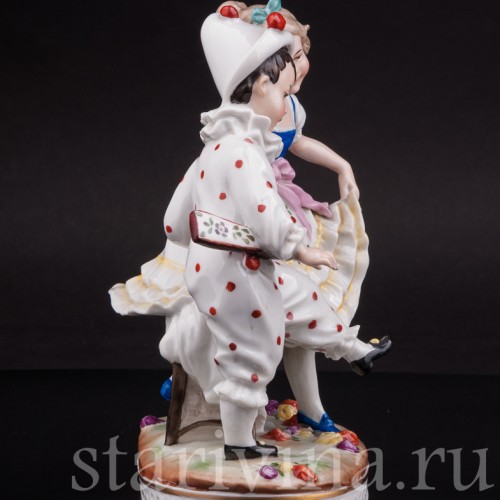 Фарфоровая статуэтка Мальчик арлекин и девочка, Unterweissbach, Германия, кон. 19 - нач. 20 вв.