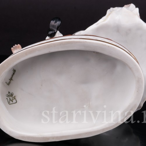 Фарфоровая статуэтка Мальчик арлекин и девочка, Unterweissbach, Германия, кон. 19 - нач. 20 вв.