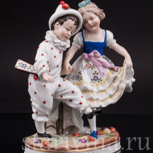 Фарфоровая статуэтка Мальчик арлекин и девочка, Unterweissbach, Германия, кон. 19 - нач. 20 вв.