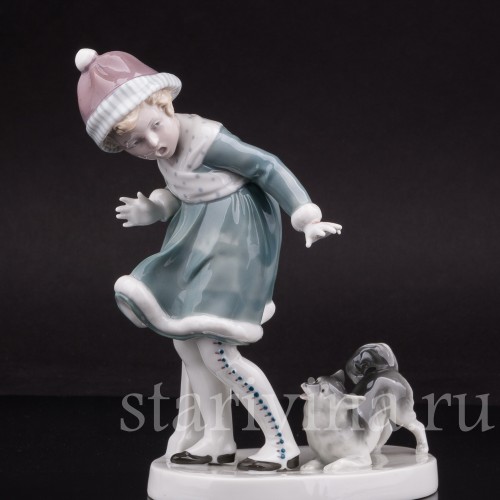 Фарфоровая фигурка "Отстань!" Девочка и собачка, Goebel, Германия, нач. 20 в.