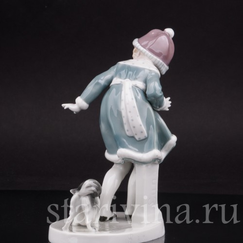 Фарфоровая фигурка "Отстань!" Девочка и собачка, Goebel, Германия, нач. 20 в.