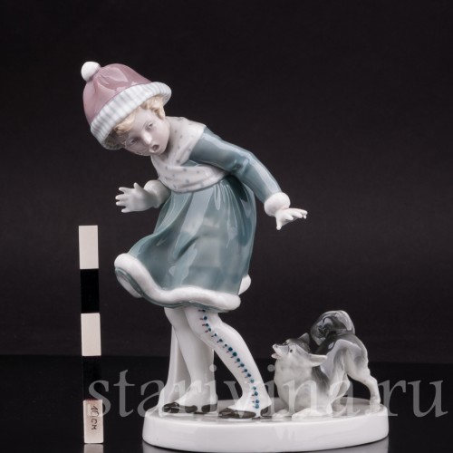 Фарфоровая фигурка "Отстань!" Девочка и собачка, Goebel, Германия, нач. 20 в.