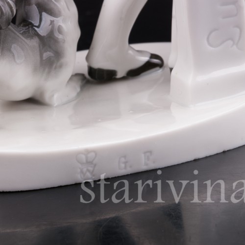 Фарфоровая фигурка "Отстань!" Девочка и собачка, Goebel, Германия, нач. 20 в.