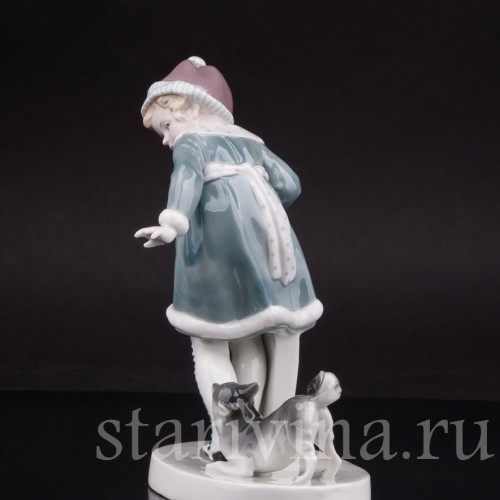 Фарфоровая фигурка "Отстань!" Девочка и собачка, Goebel, Германия, нач. 20 в.