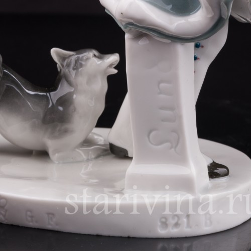 Фарфоровая фигурка "Отстань!" Девочка и собачка, Goebel, Германия, нач. 20 в.