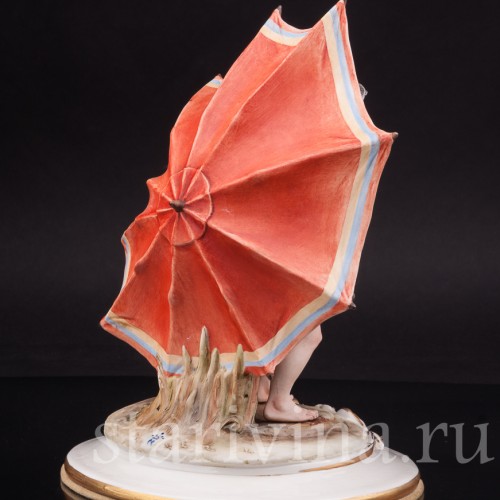 Фарфоровая статуэтка Под зонтом, Bruno Merli, Италия, сер. 20 в.