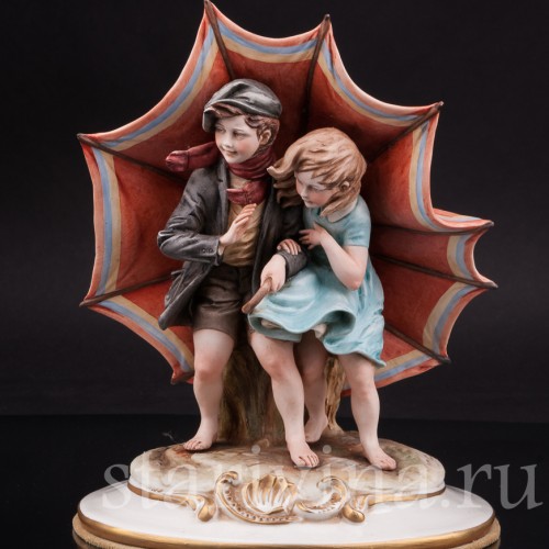 Фарфоровая статуэтка Под зонтом, Bruno Merli, Италия, сер. 20 в.