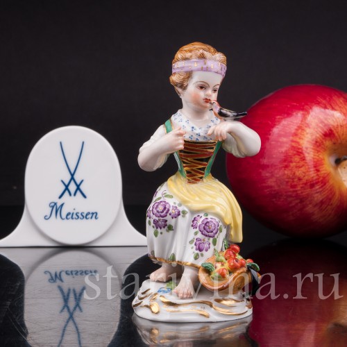 Фарфоровая статуэтка Девочка с птичкой, Meissen, Германия, 1971 г.