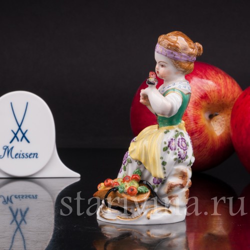 Фарфоровая статуэтка Девочка с птичкой, Meissen, Германия, 1971 г.