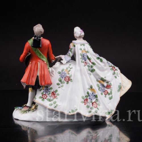 Фарфоровая композиция Галантная пара , Volkstedt, Германия, до 1935 года.