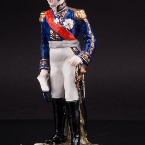 Фарфоровая статуэтка Маршала Луи-Габриэль Сюше, Porcelaine de Paris, Франция, сер. 20 века.