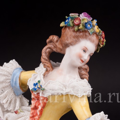 Статуэтка из фарфора Танцовщица Весна, кружевная, Volkstedt, Германия, нач. 20 в.