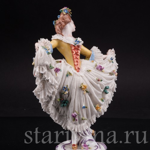 Статуэтка из фарфора Танцовщица Весна, кружевная, Volkstedt, Германия, нач. 20 в.
