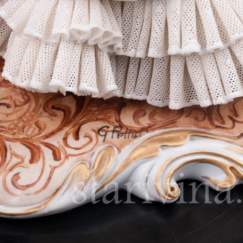 Фарфоровая фигурка Танцующая пара, кружевная, Capodimonte, Италия, вт пол. 20 века.