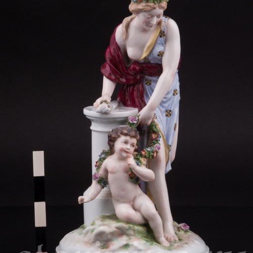 Фарфоровая статуэтка Венера и Купидон Karl Ens, Германия, 1900 гг.