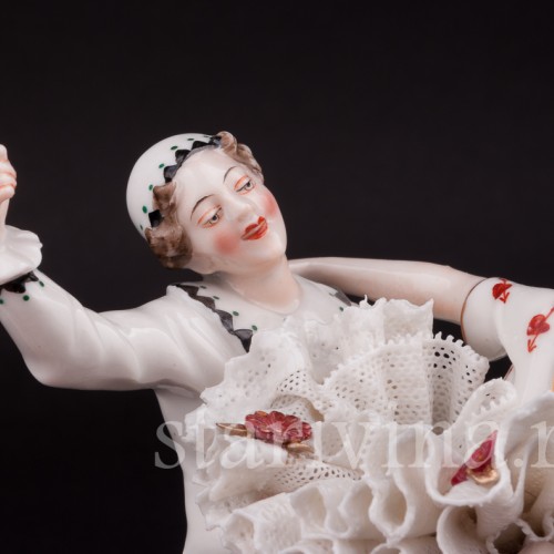 Композиция из фарфора Арлекин и Коломбина, кружевная, Ackermann & Fritze, Германия, перв. пол. 20 в.