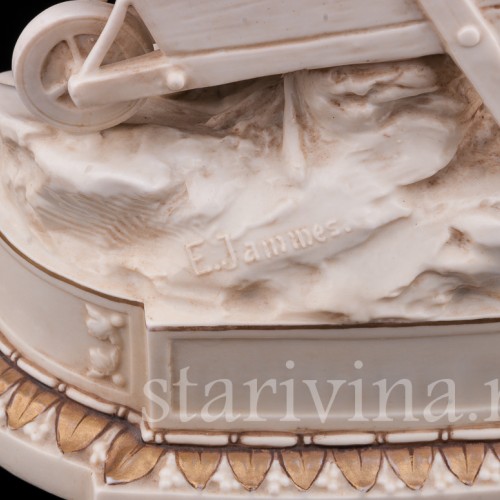 Композиция из фарфора Аллегория зимы, дети у костра, Karl Ens, Германия, 1900 гг.