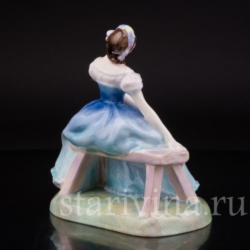 Фарфоровая статуэтка балерины Жизель, Royal Doulton, Великобритания, сер. 20 века.