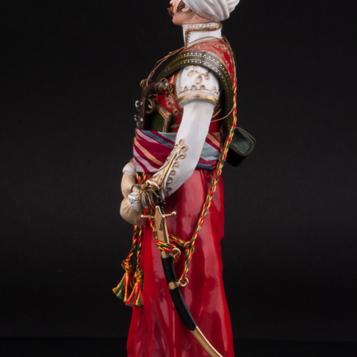 Фарфоровая статуэтка Капитан мамелюков императорской гвардии, 1813, Adrien Van Gerdinge, Франция, сер. 20 века.