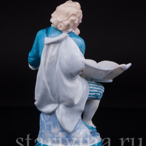 Фарфоровая статуэтка Юноша с блюдом, Vion Baury, Франция, 1870-1889 гг.