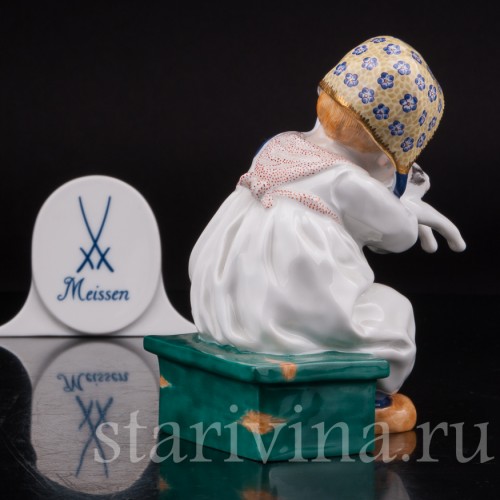 Фарфоровая статуэтка Девочка с кошкой Meissen, Германия.