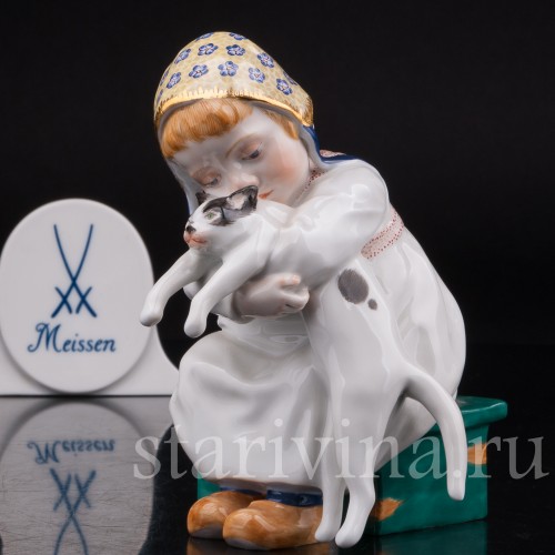 Фарфоровая статуэтка Девочка с кошкой Meissen, Германия.