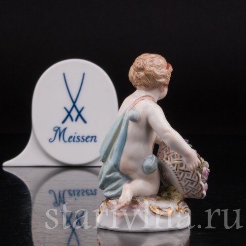 Статуэтка из фарфора Девочка с корзиной цветов, миниатюра, Meissen, Германия, сер. 19 - нач. 20 вв.