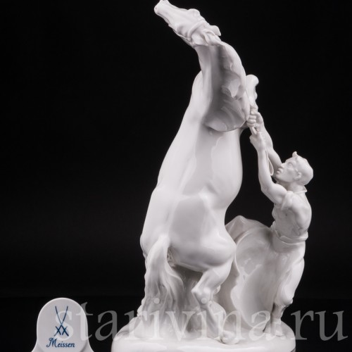 Кабинетная фарфоровая скульптура Укрощение коня, Meissen, Германия, 1965 г.