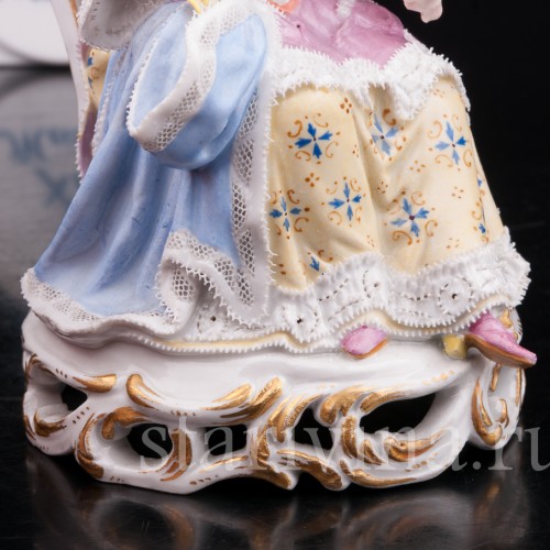 Фарфоровая статуэтка Девушка со шпулей, Meissen, Германия, сер. 19 - нач. 20 вв.