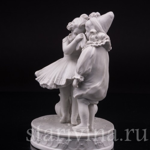 Фарфоровая статуэтка Пьеро и Коломбина Volkstedt, Германия, Кон 19, нач. 20 вв.