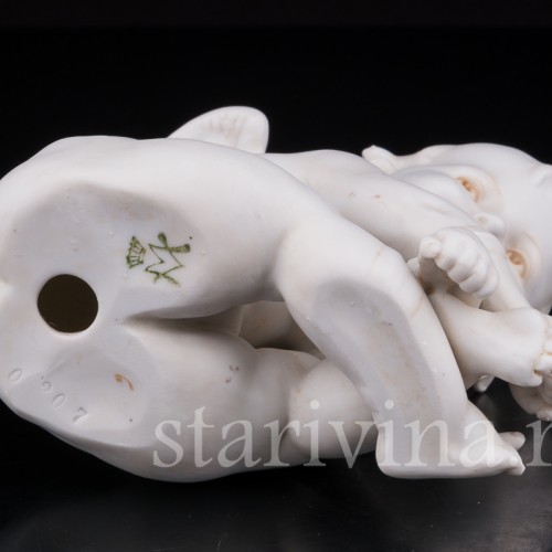 Бисквитная статуэтка Связанный купидон, E. A. Muller, Германия, кон. 19 в.