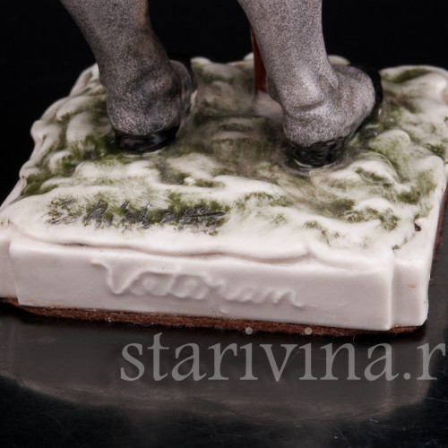 Статуэтка французского солдата из фарфора Ветеран, Capodimonte, Италия, пер. пол. 20 в.