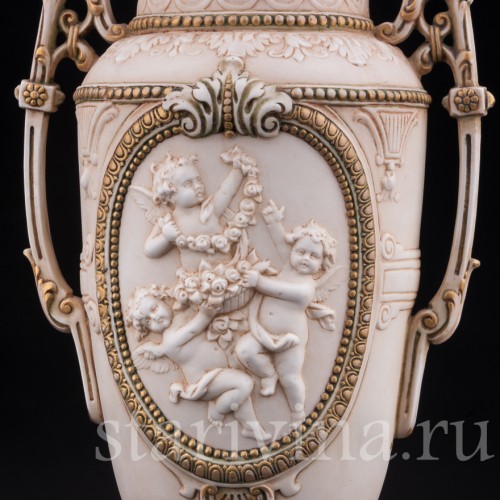 Фарфоровая Ваза в античном стиле, E. A. Muller, Германия, кон. 19, нач. 20 вв.