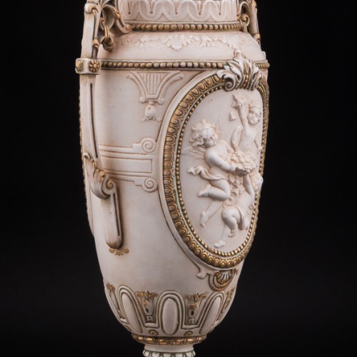 Фарфоровая Ваза в античном стиле, E. A. Muller, Германия, кон. 19, нач. 20 вв.